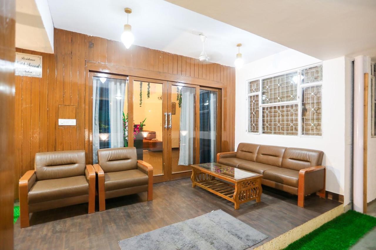Oyo 62702 Golden Home Stay Yeni Delhi Dış mekan fotoğraf